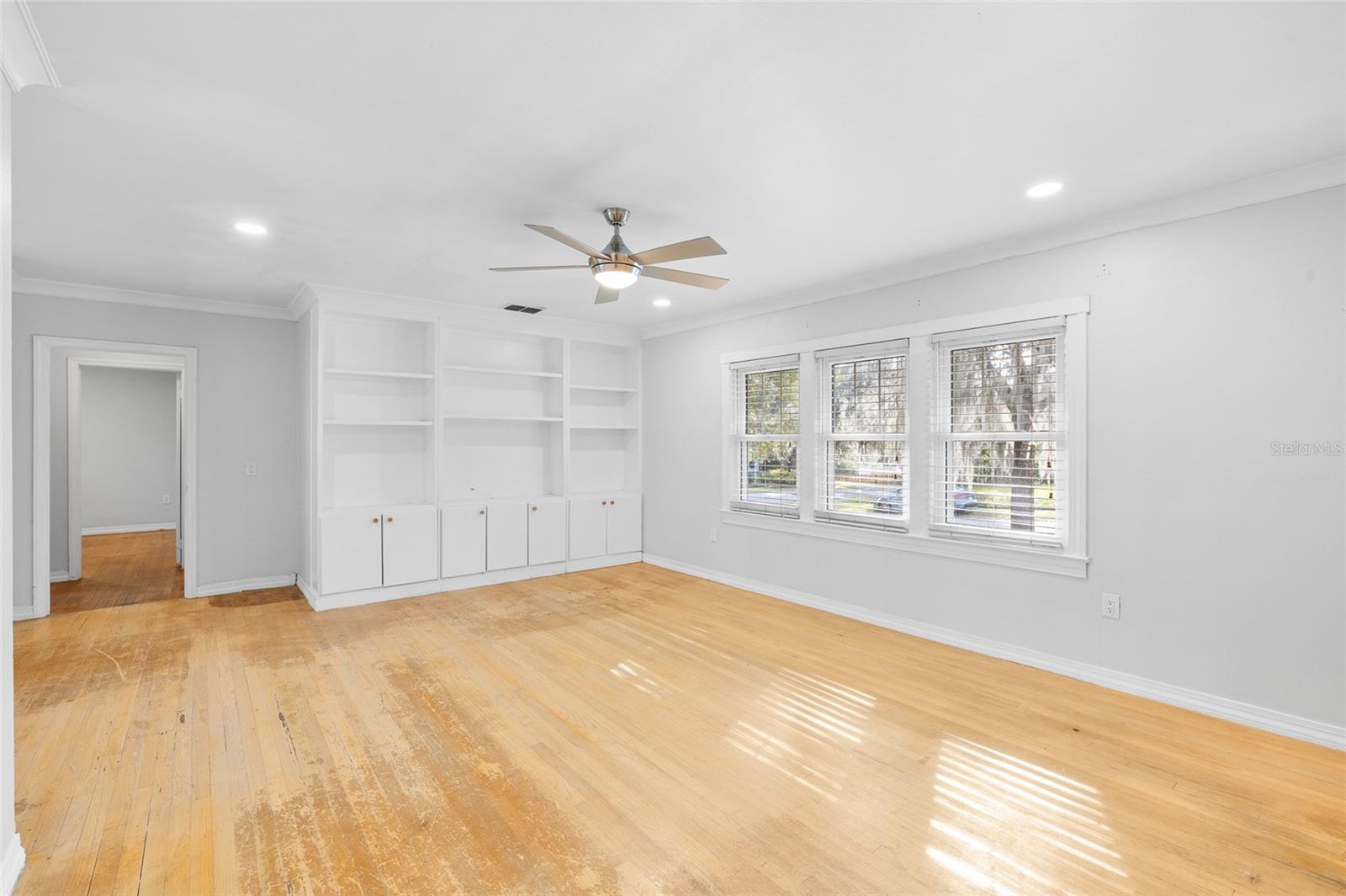 Image 13 of 44 For 37951 Coleman Avenue