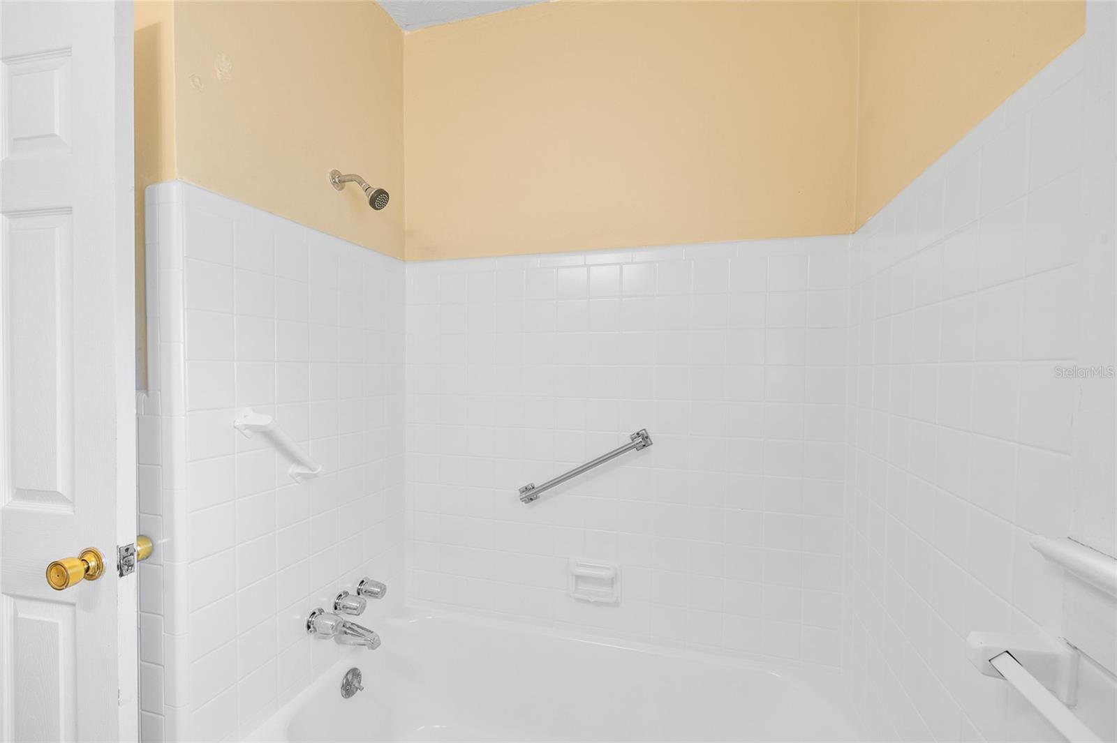 Image 23 of 44 For 37951 Coleman Avenue