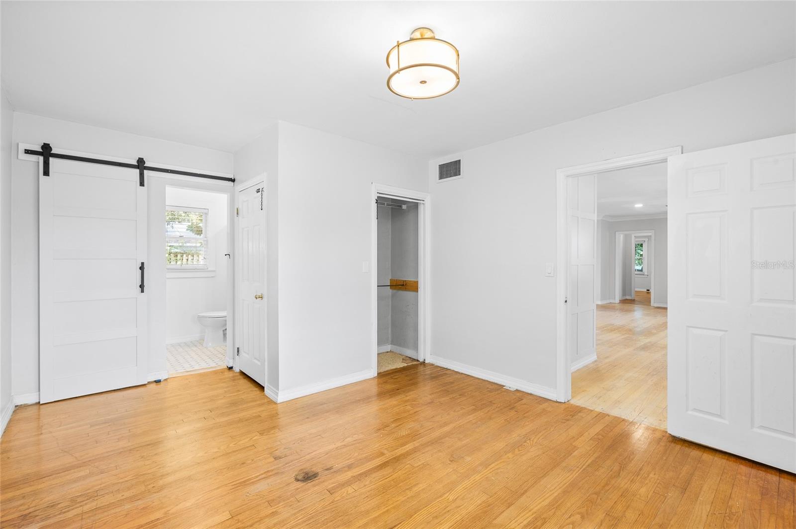 Image 27 of 44 For 37951 Coleman Avenue