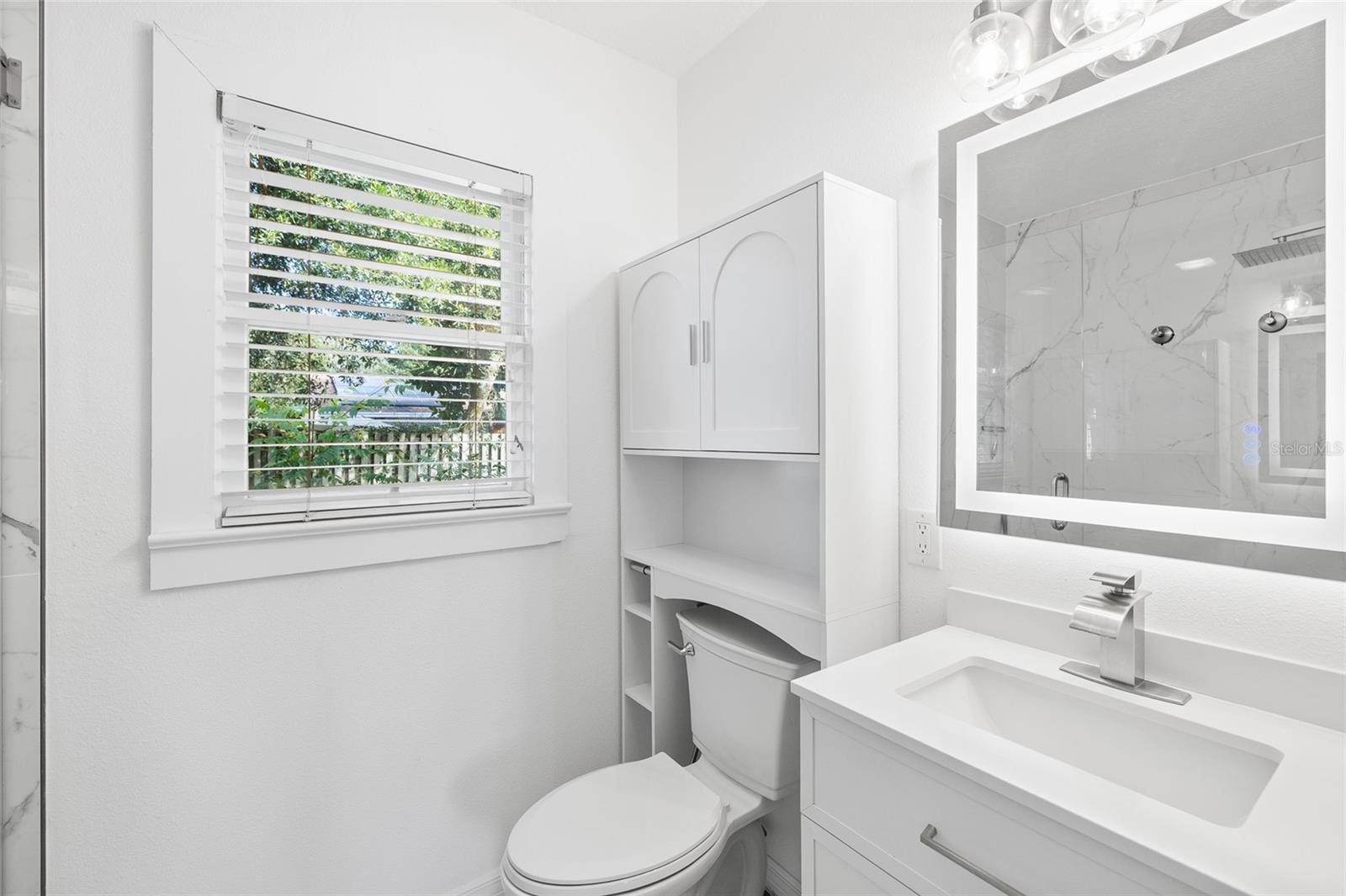 Image 29 of 44 For 37951 Coleman Avenue