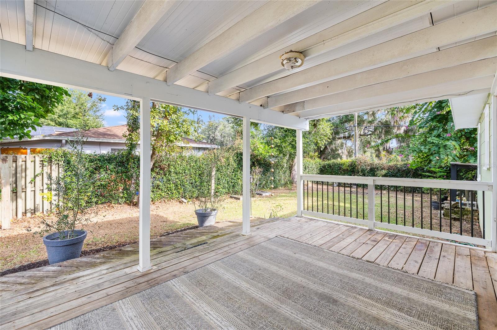 Image 32 of 44 For 37951 Coleman Avenue