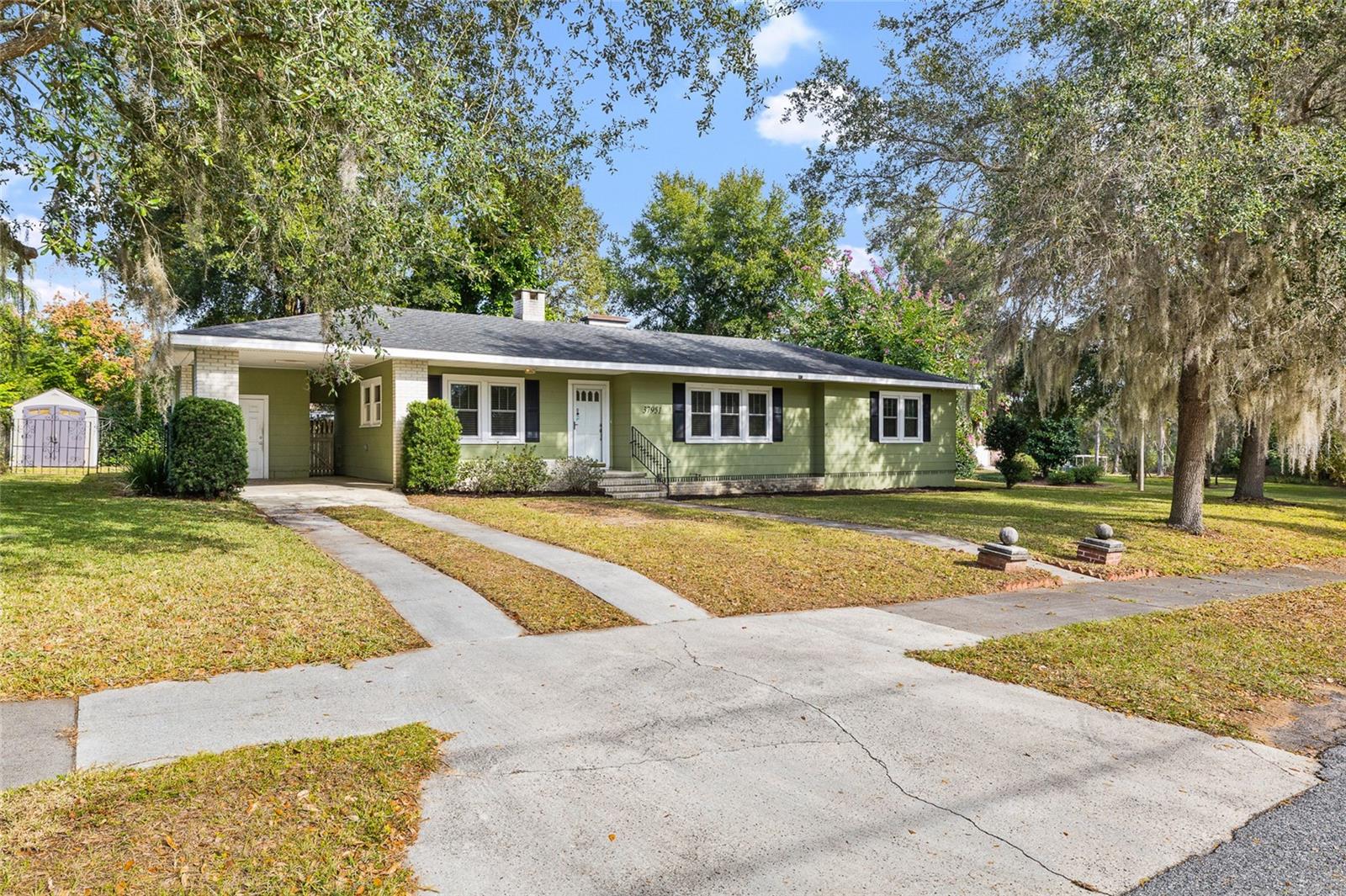 Image 5 of 44 For 37951 Coleman Avenue