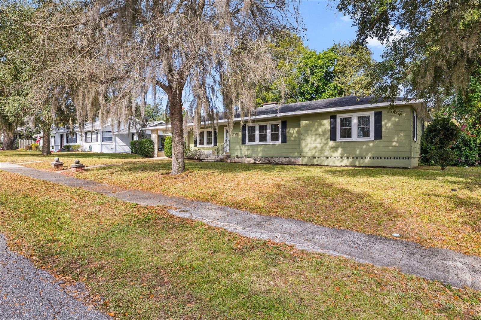 Image 6 of 44 For 37951 Coleman Avenue