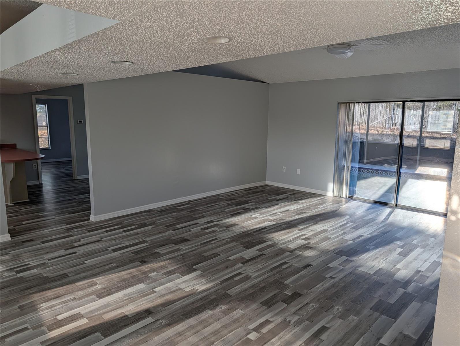 Image 3 of 17 For 5327 Baldock Avenue