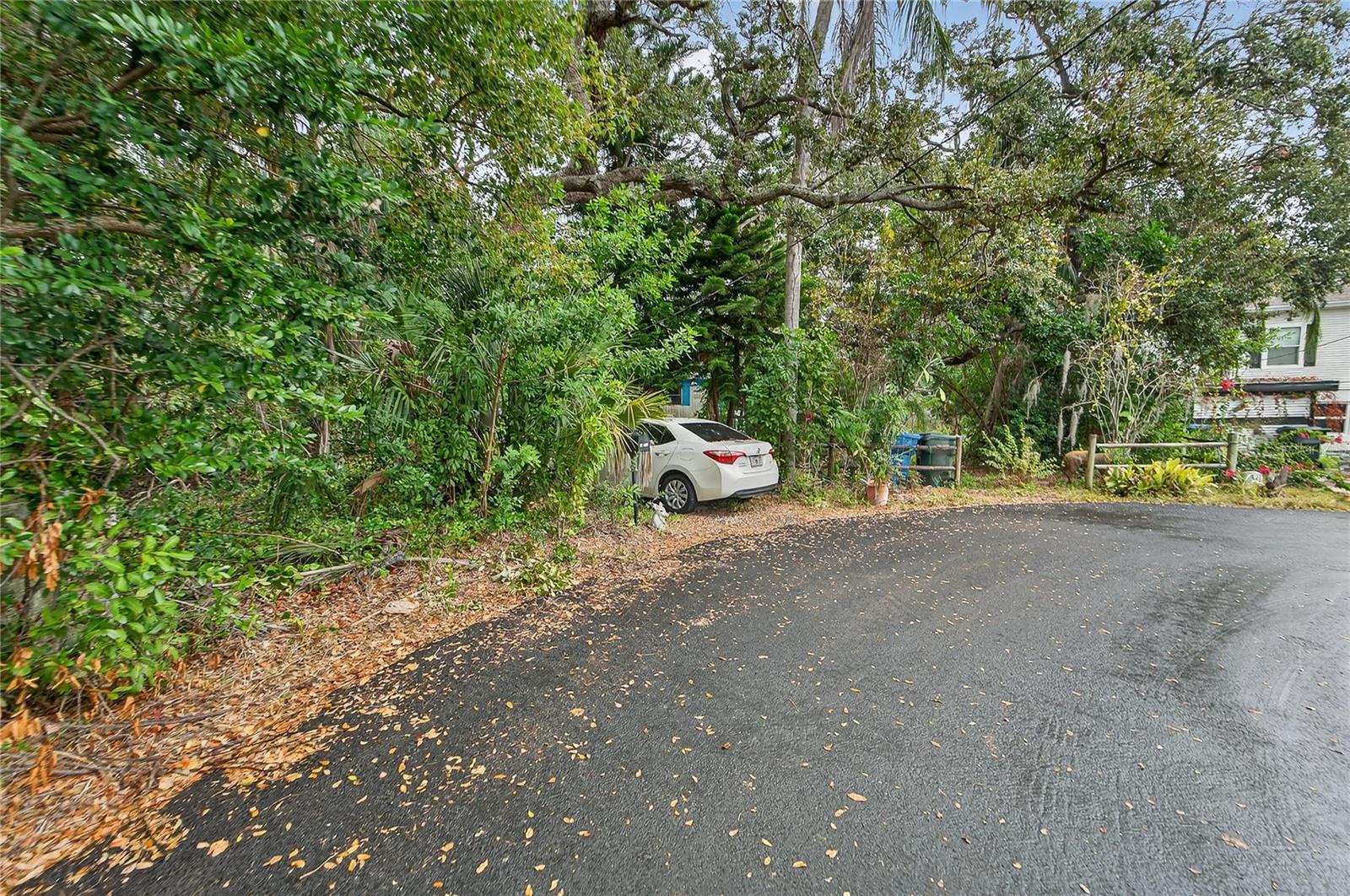 Image 3 of 48 For 2605 Brae Burn Drive