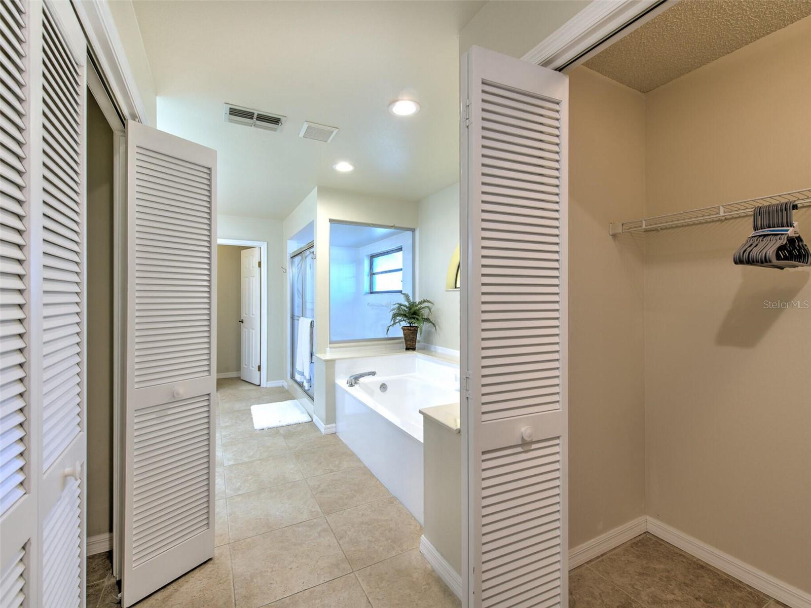 Image 26 of 36 For 1407 Holleman Drive