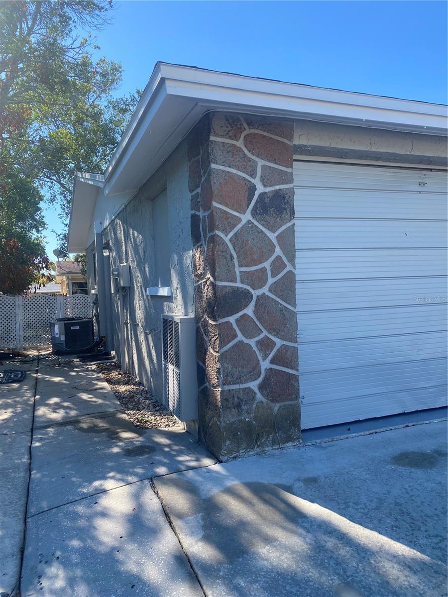 Image 2 of 9 For 7540 Venice Drive