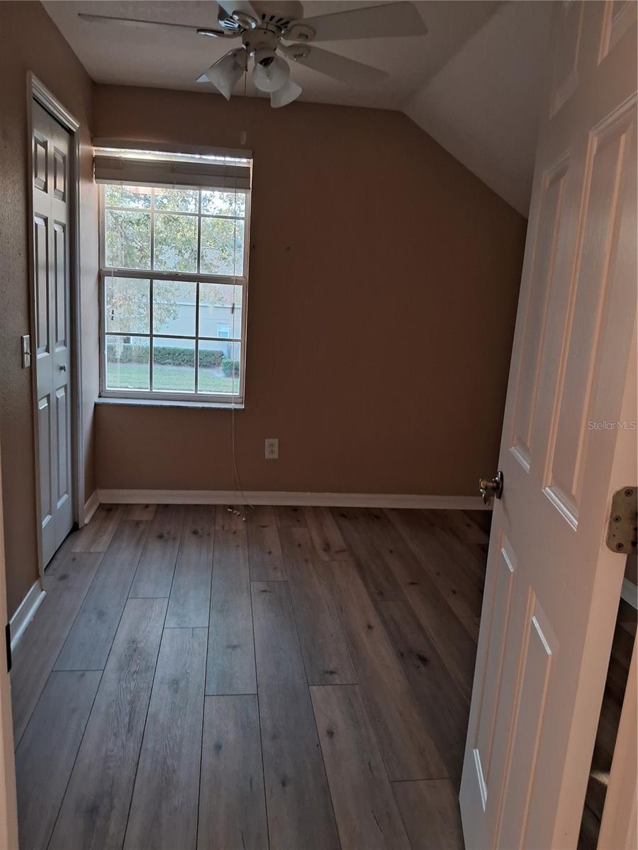 Listing photo id 14 for 15003 Deer Meadow Drive