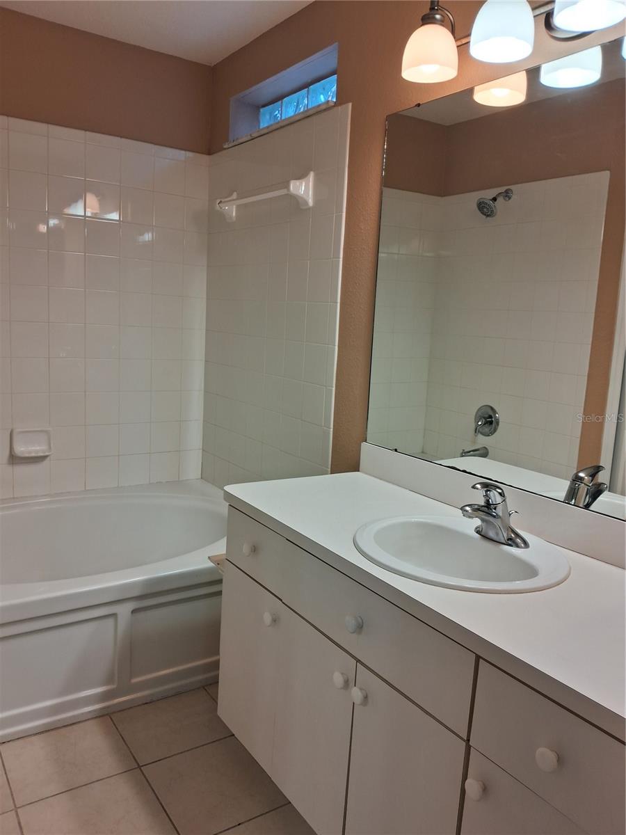 Listing photo id 16 for 15003 Deer Meadow Drive