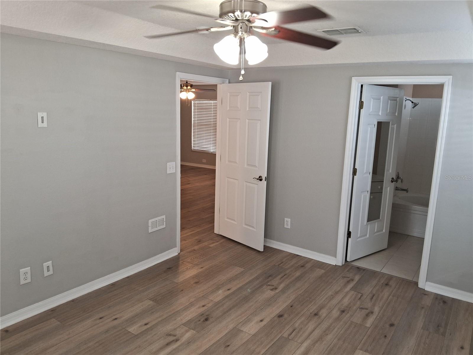 Listing photo id 41 for 15003 Deer Meadow Drive