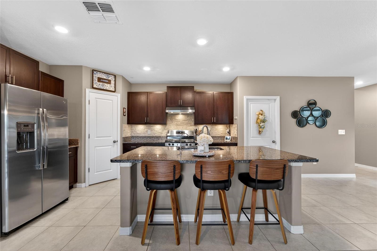 Image 14 of 77 For 9720 Lemon Drop Loop