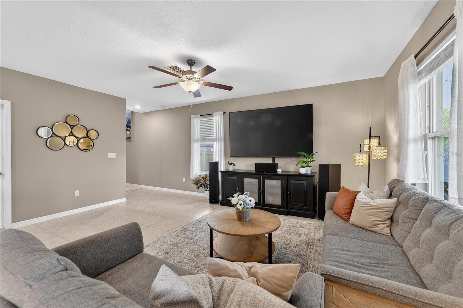 Image 18 of 77 For 9720 Lemon Drop Loop