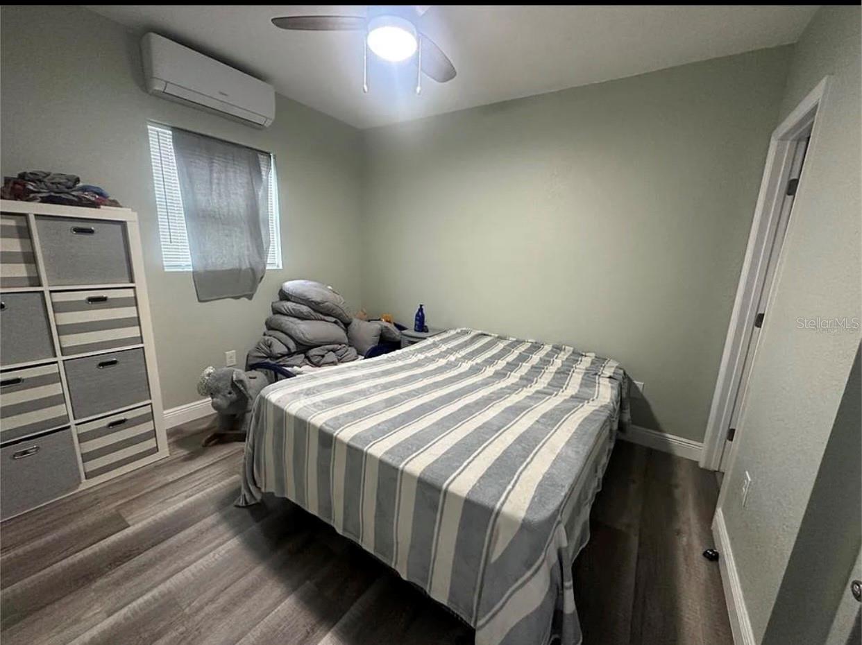 Image 23 of 25 For 8503 Woodbridge Boulevard