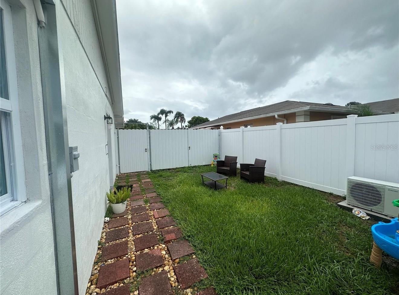 Image 24 of 25 For 8503 Woodbridge Boulevard