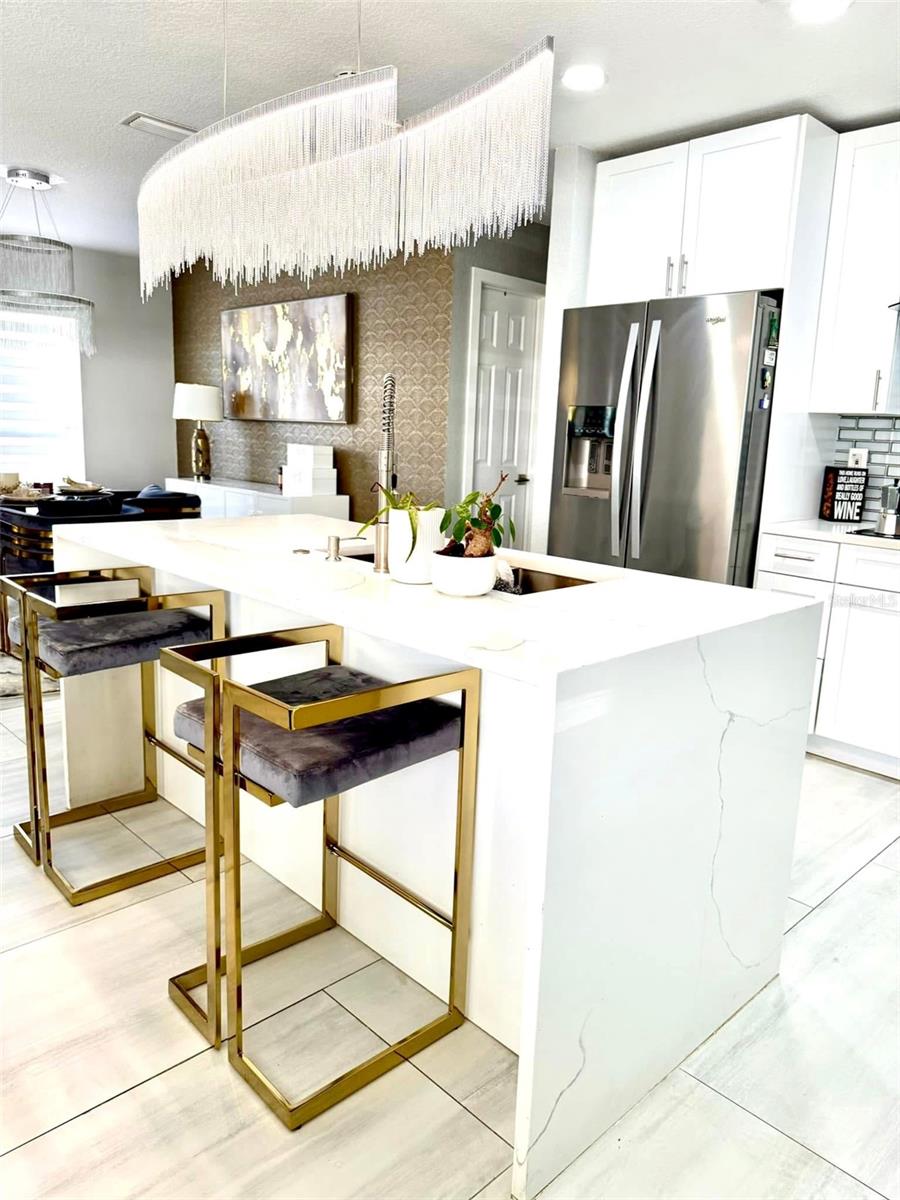 Image 8 of 25 For 8503 Woodbridge Boulevard