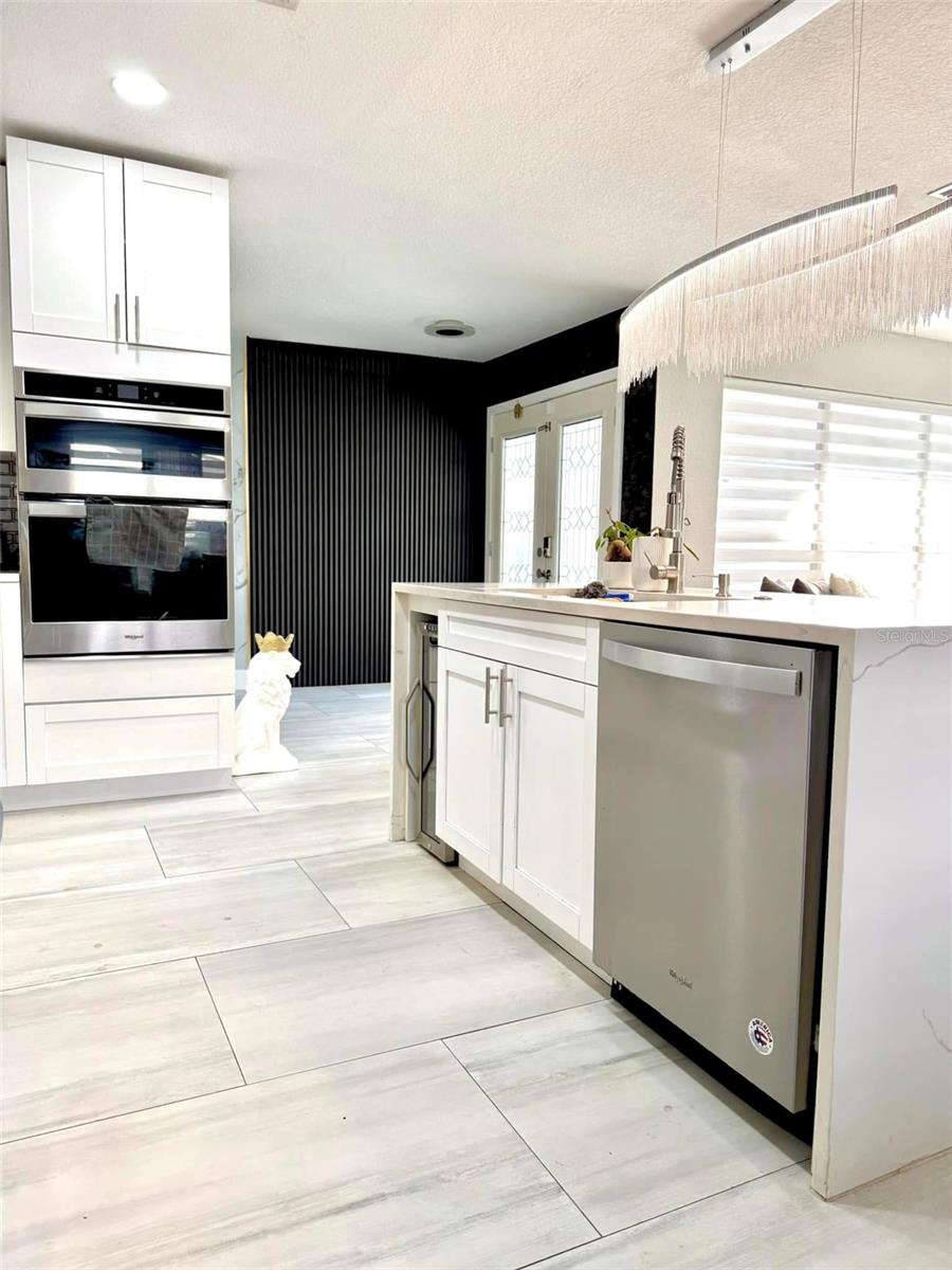 Image 9 of 25 For 8503 Woodbridge Boulevard