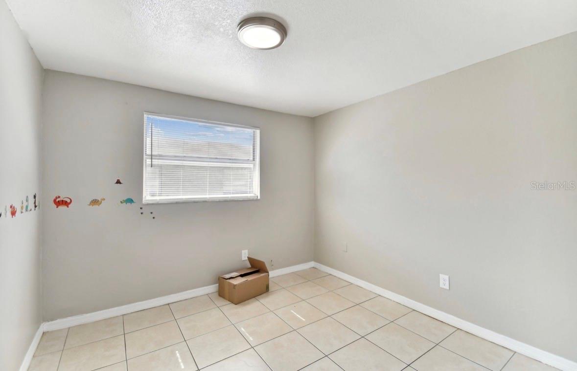 Image 27 of 38 For 4507-4509 Giddens Avenue