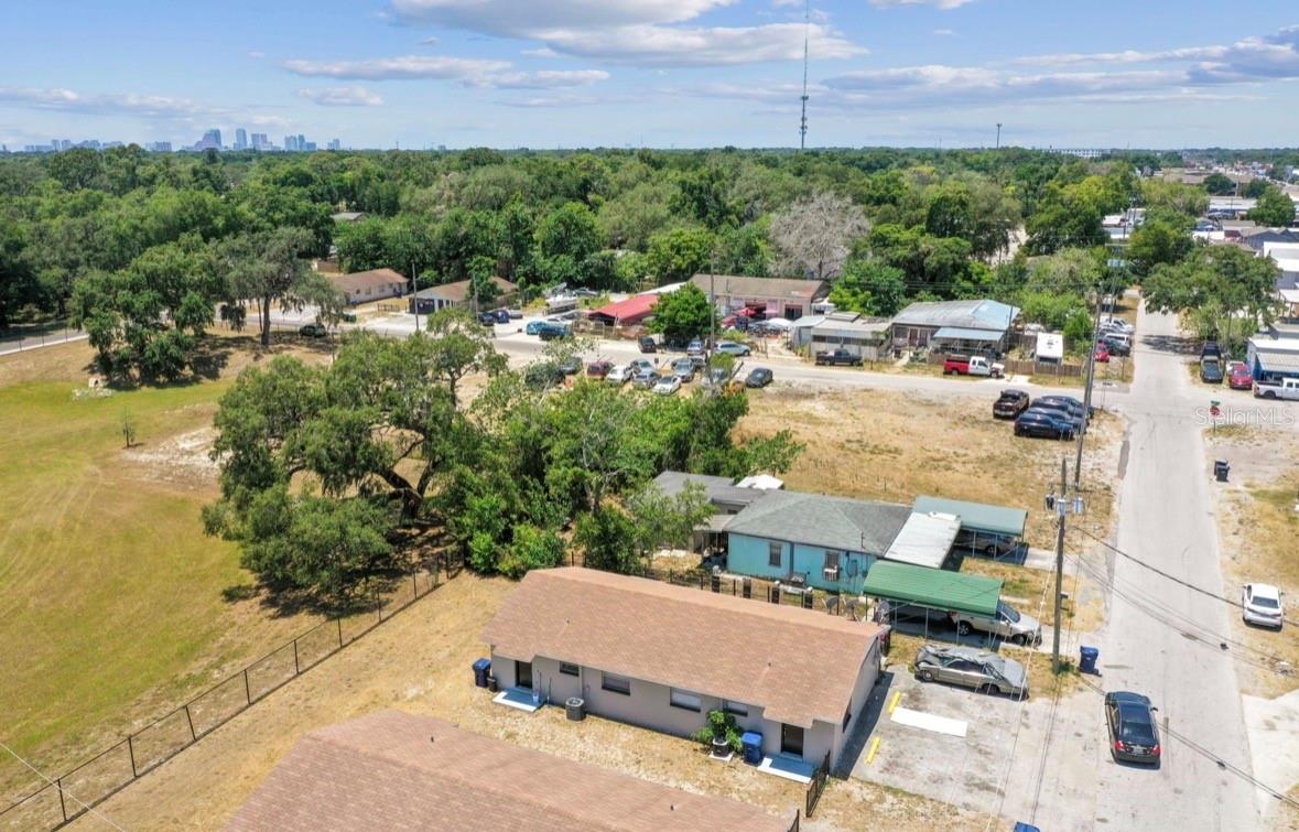 Image 33 of 38 For 4507-4509 Giddens Avenue