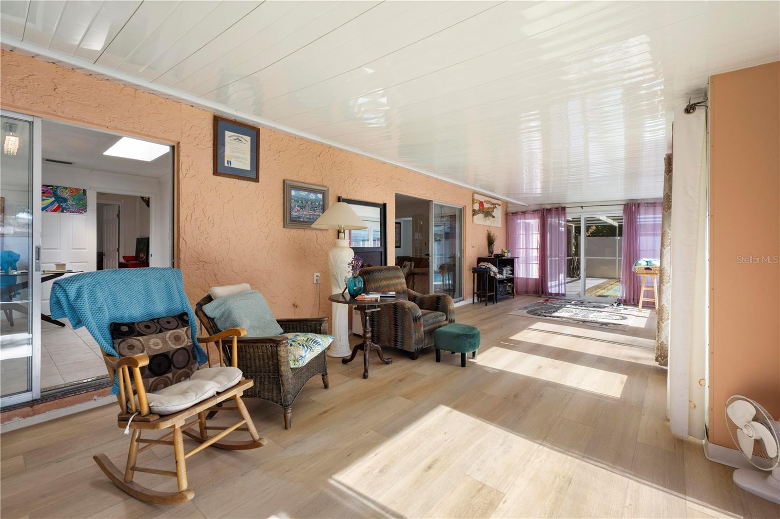 Listing photo id 33 for 5122 Bay Boulevard