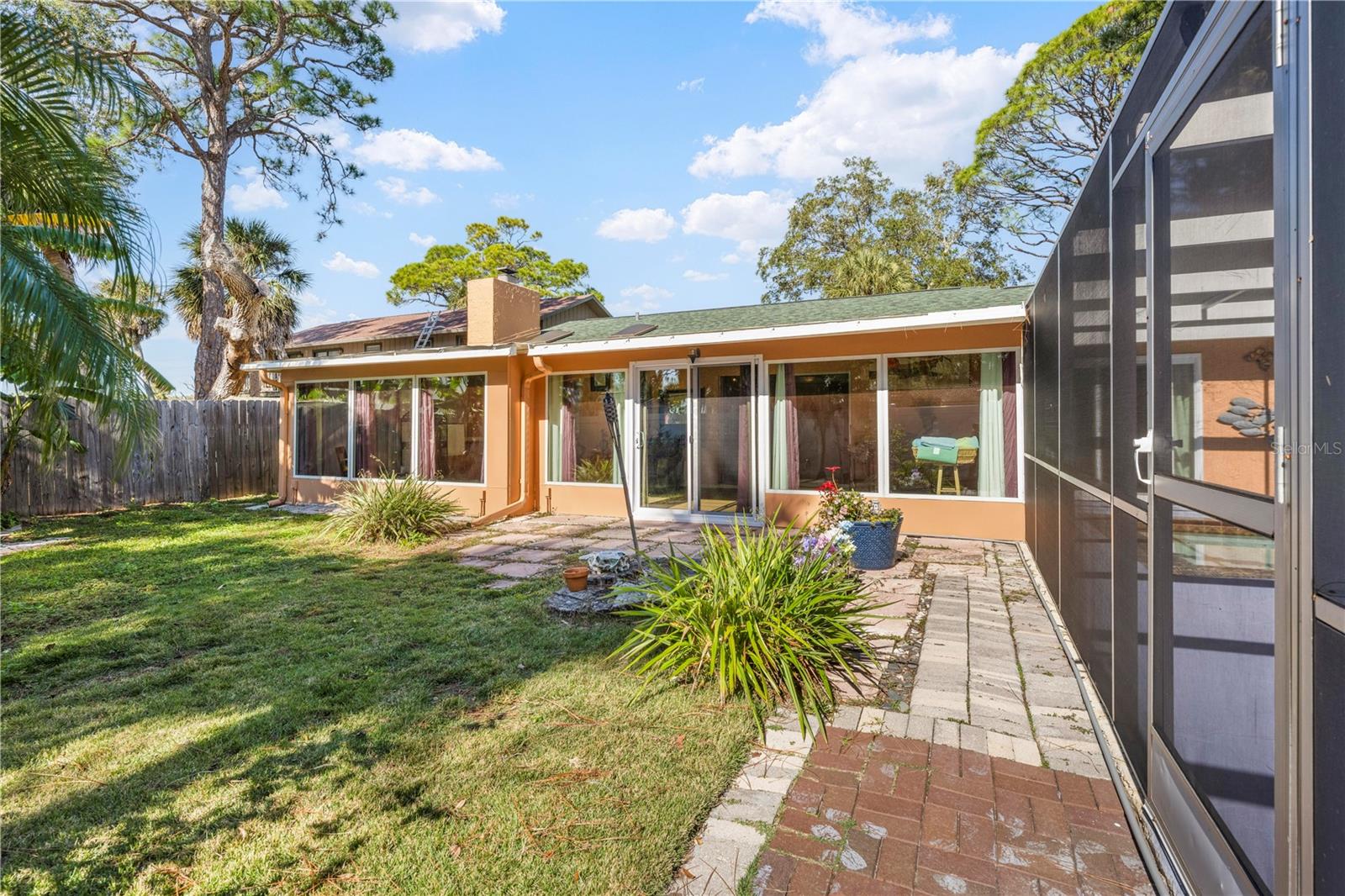 Listing photo id 45 for 5122 Bay Boulevard