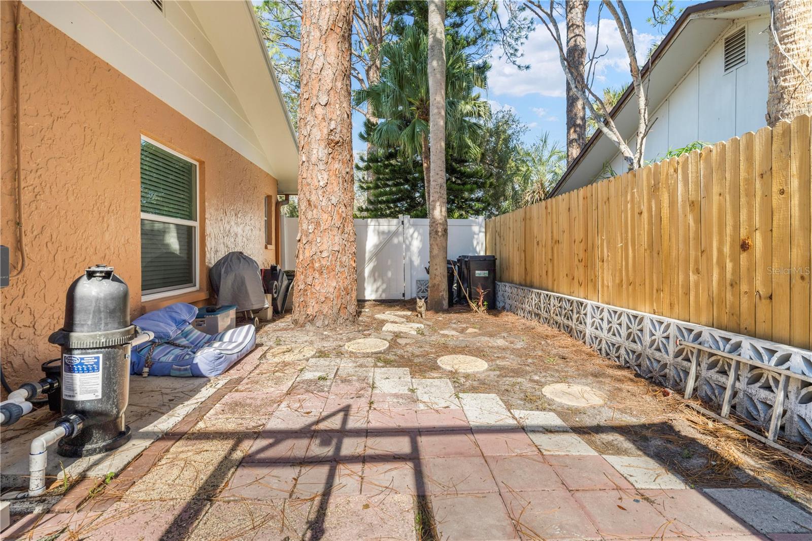 Listing photo id 51 for 5122 Bay Boulevard