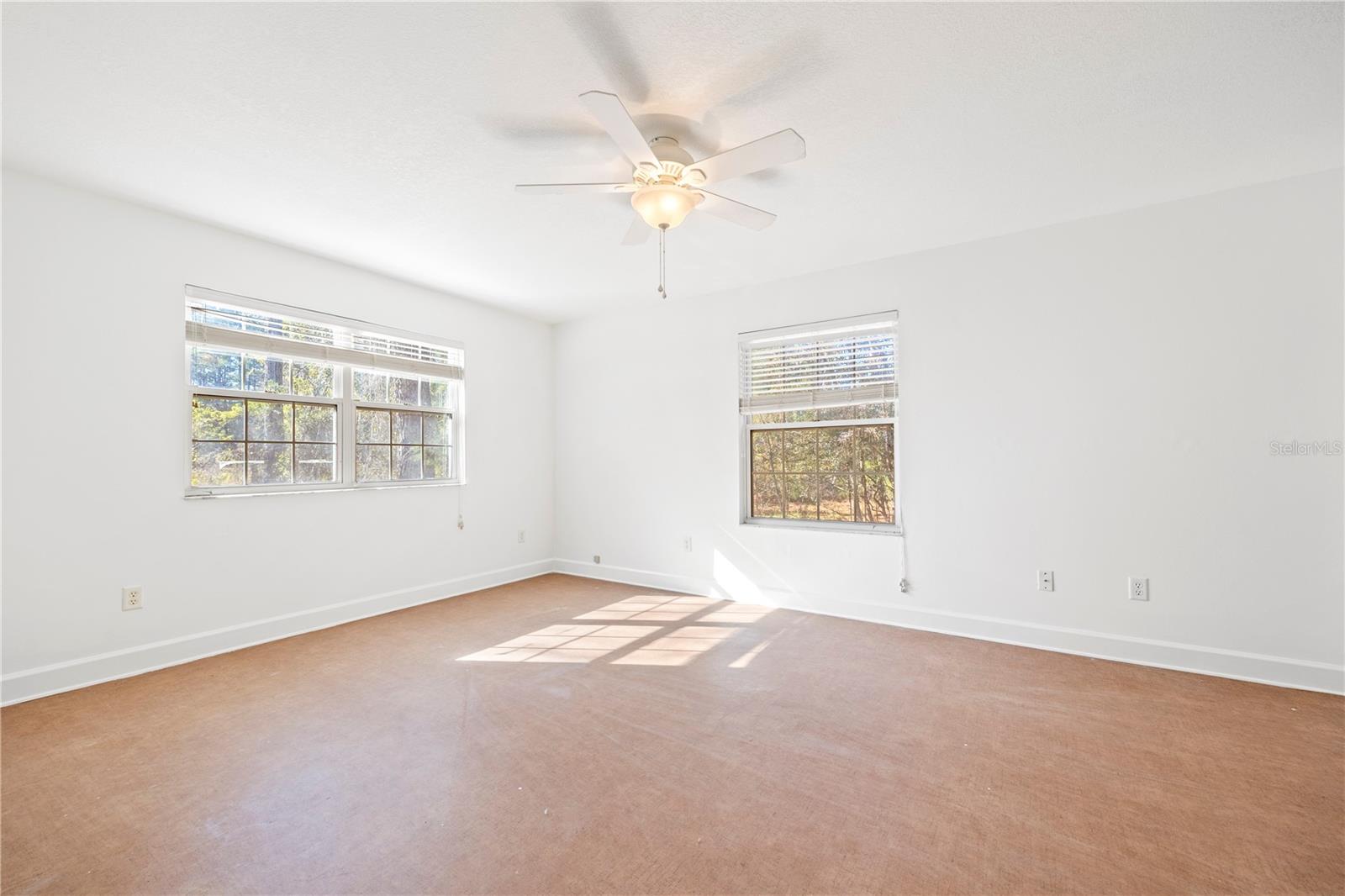 Image 10 of 27 For 11727 162nd Terrace