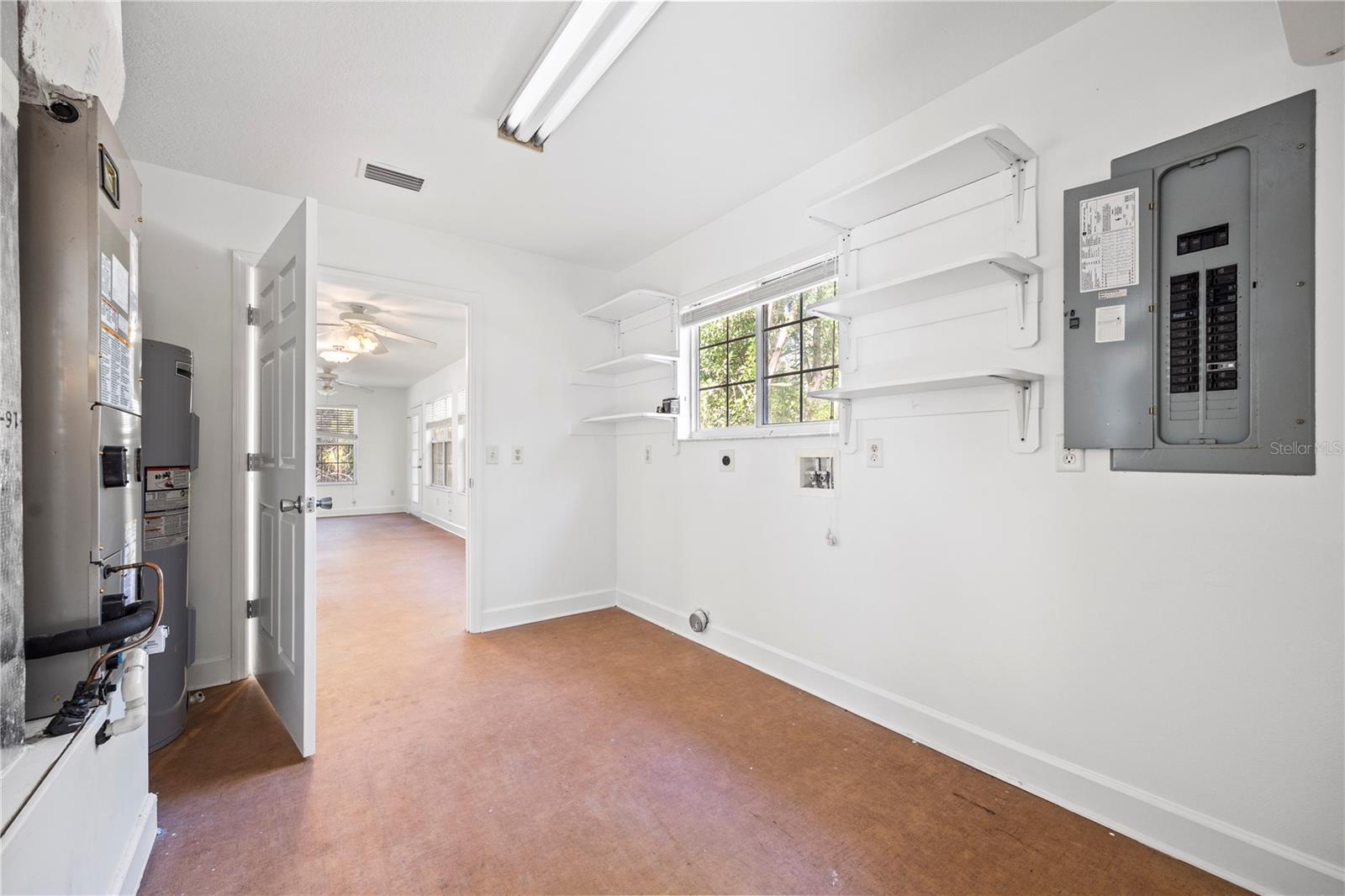 Image 15 of 27 For 11727 162nd Terrace