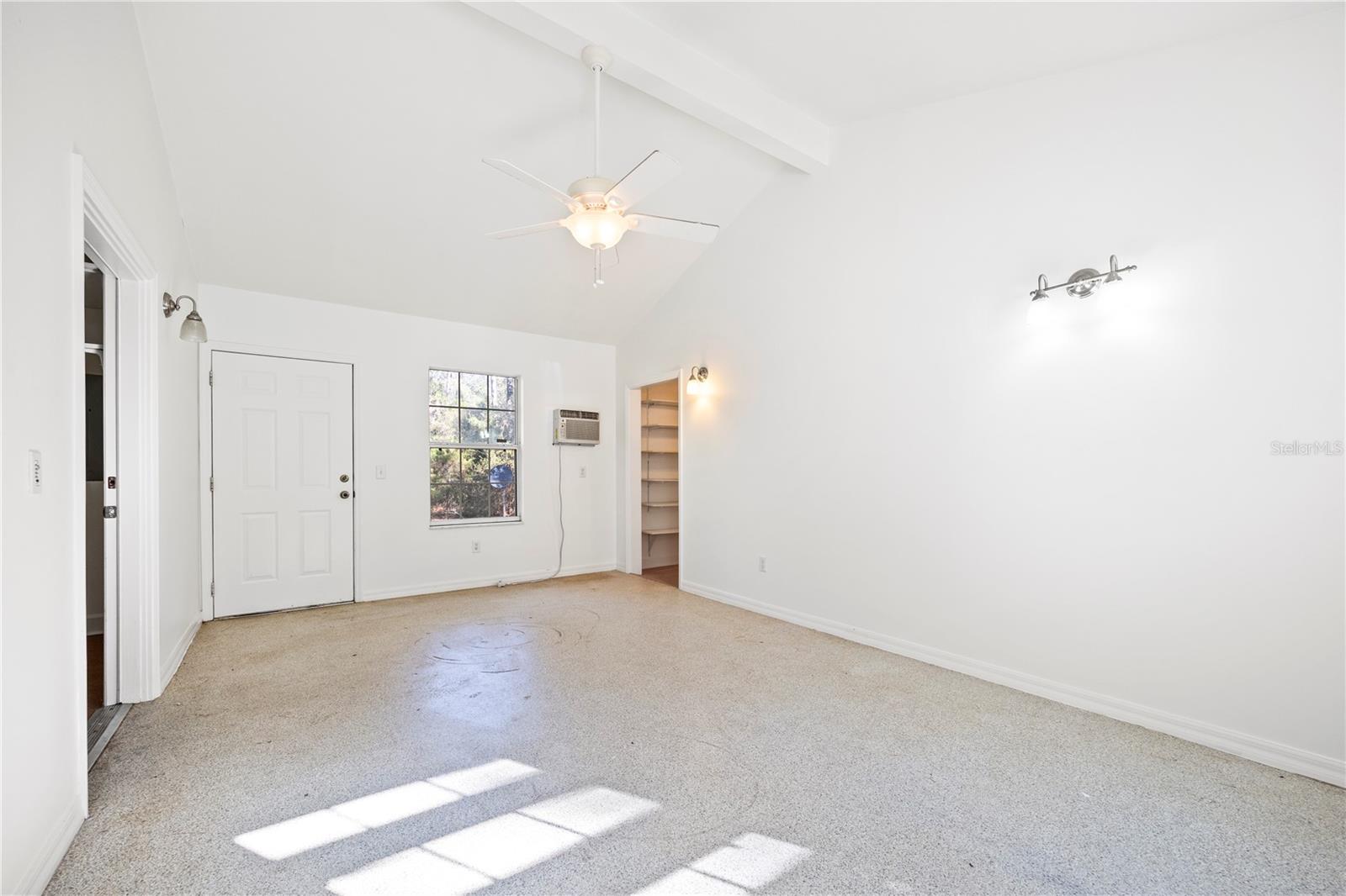 Image 19 of 27 For 11727 162nd Terrace