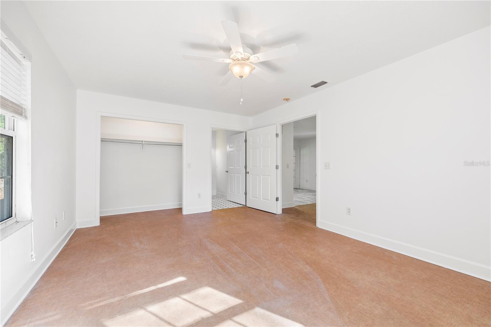 Image 9 of 27 For 11727 162nd Terrace