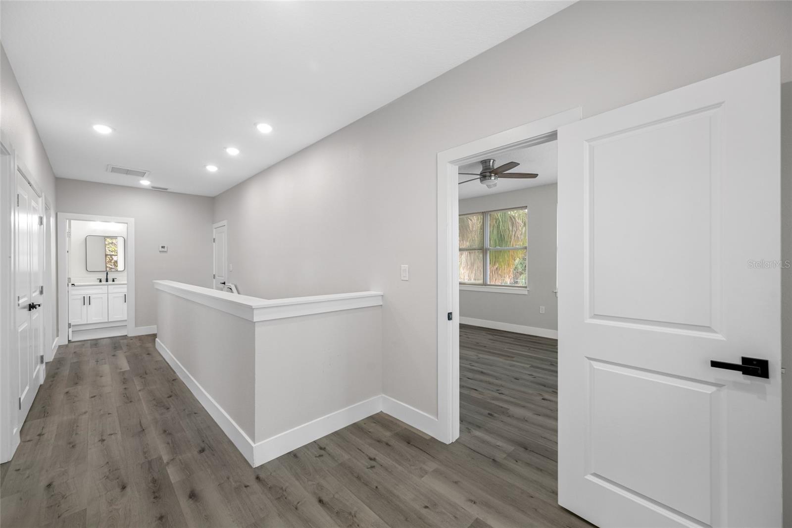 Image 14 of 22 For 6910 Dartmouth Avenue N