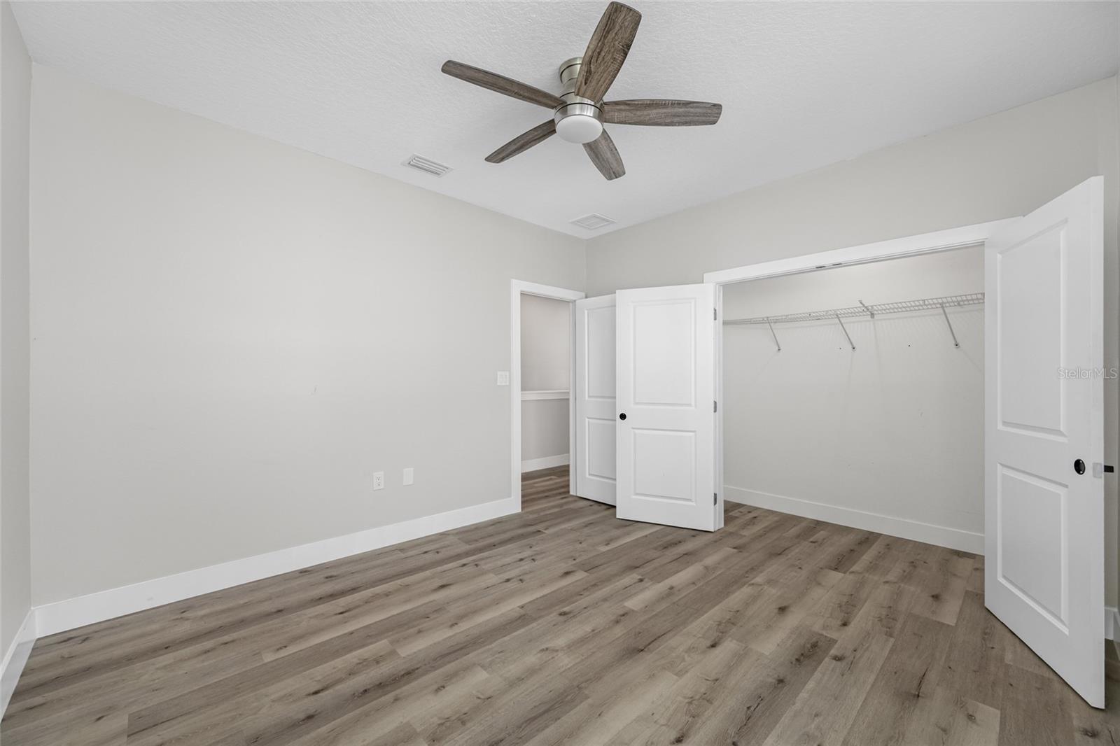 Image 16 of 22 For 6910 Dartmouth Avenue N