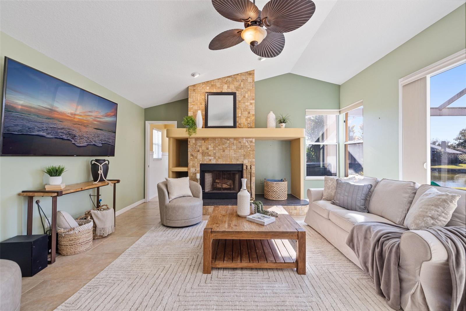 Image 10 of 52 For 1144 Darlington Oak Drive Ne