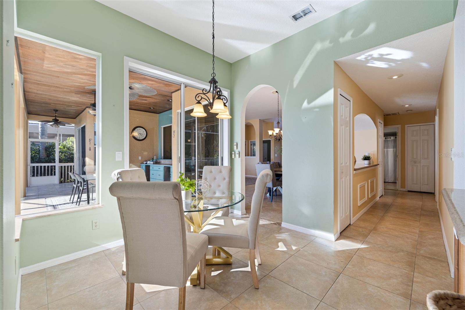 Image 13 of 52 For 1144 Darlington Oak Drive Ne