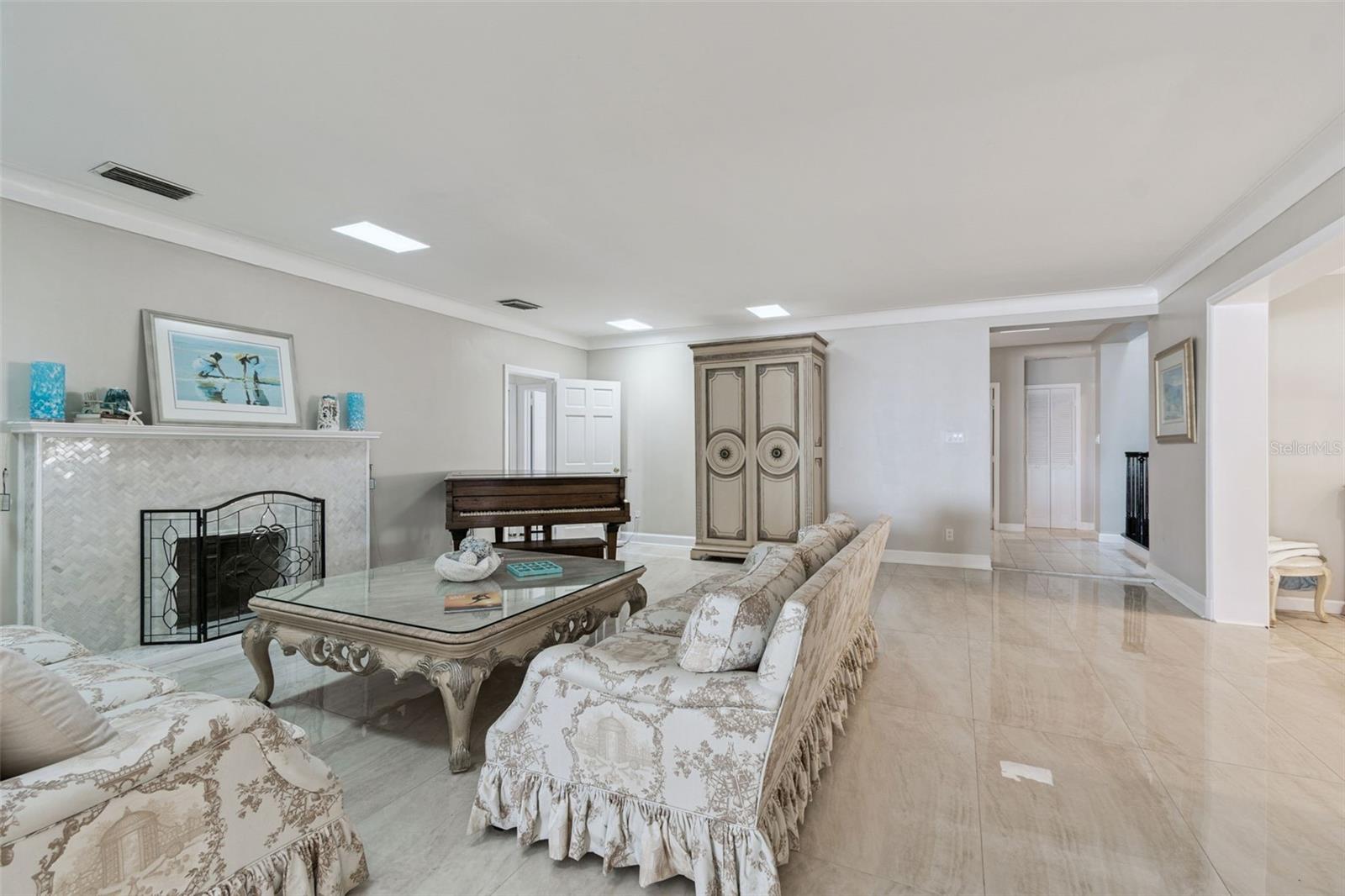 Image 15 of 63 For 1520 Gulf Boulevard