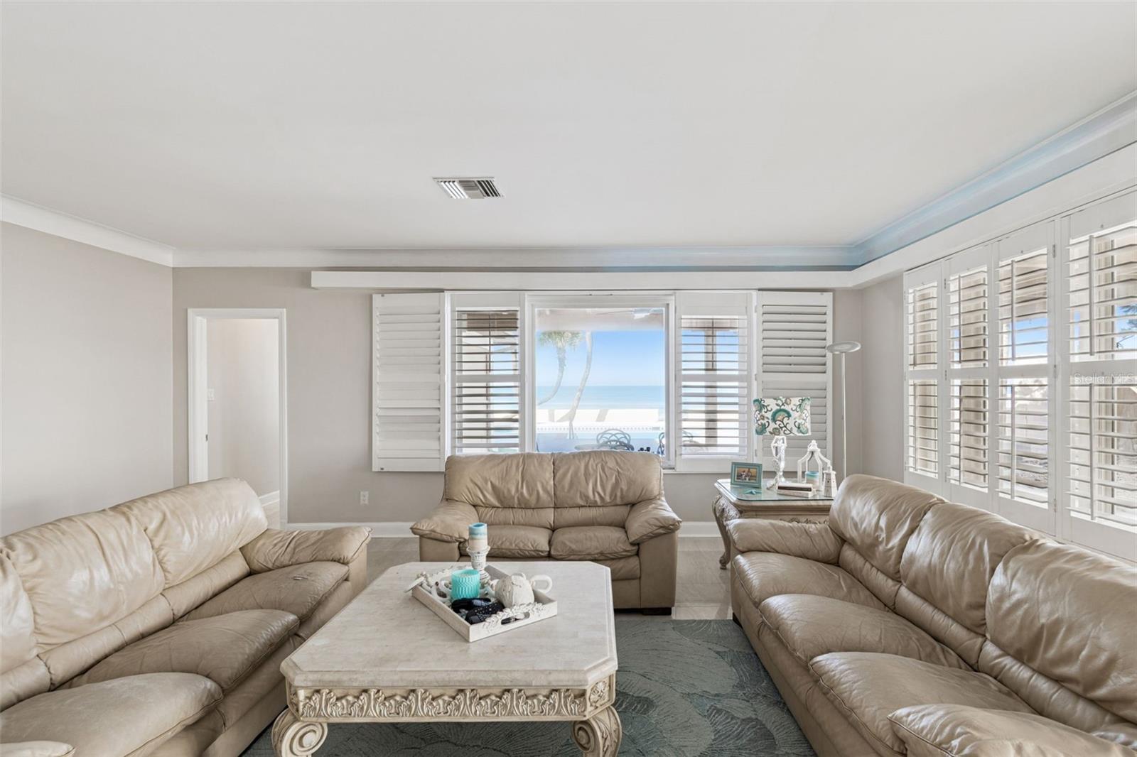 Image 17 of 63 For 1520 Gulf Boulevard