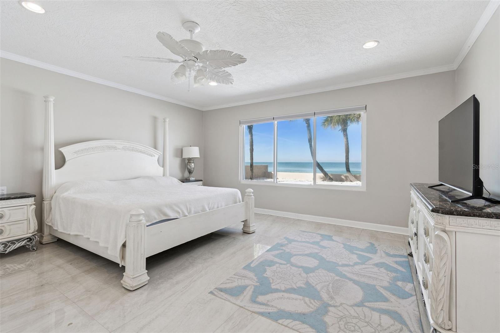 Image 22 of 63 For 1520 Gulf Boulevard