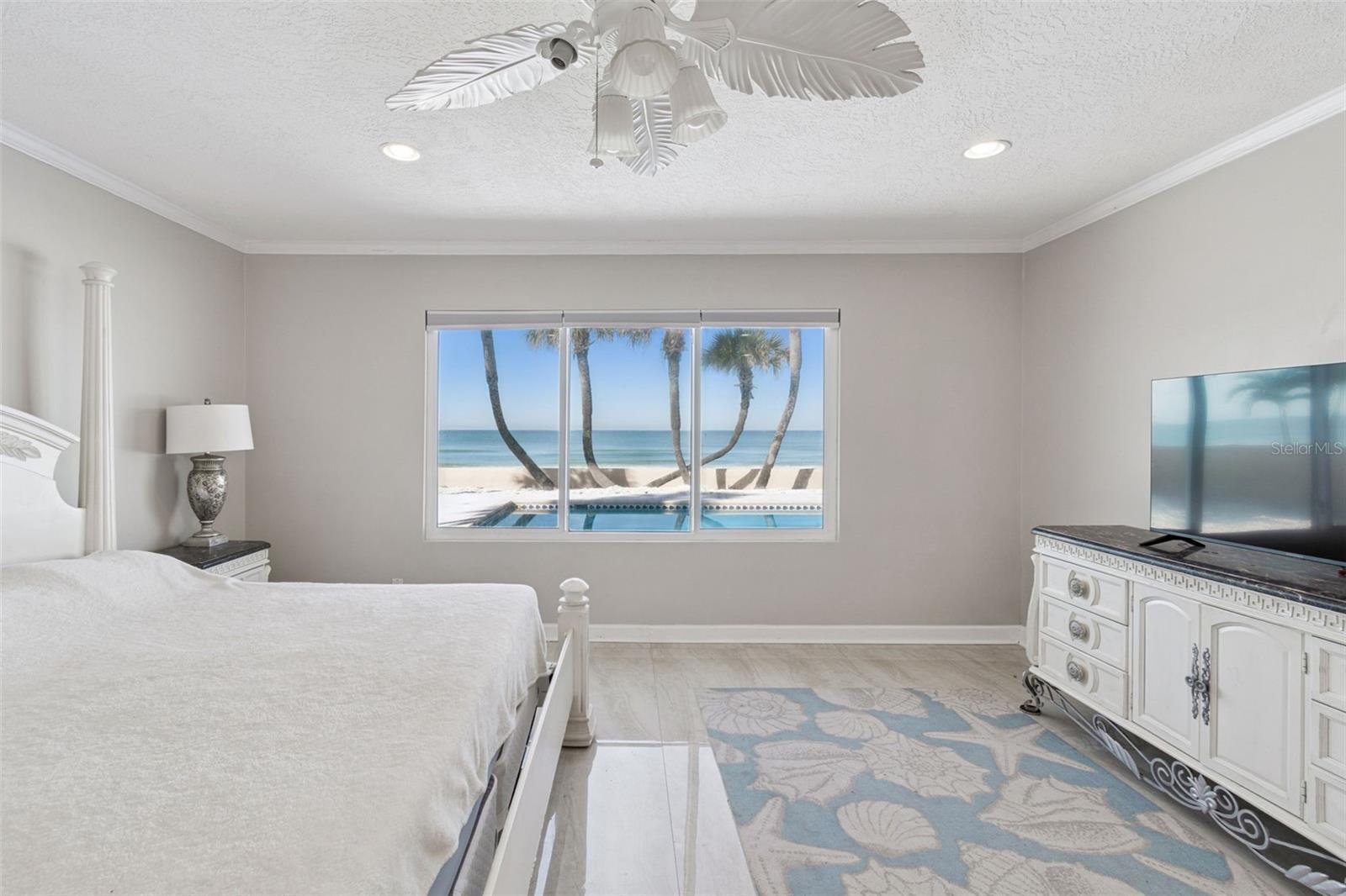 Image 23 of 63 For 1520 Gulf Boulevard