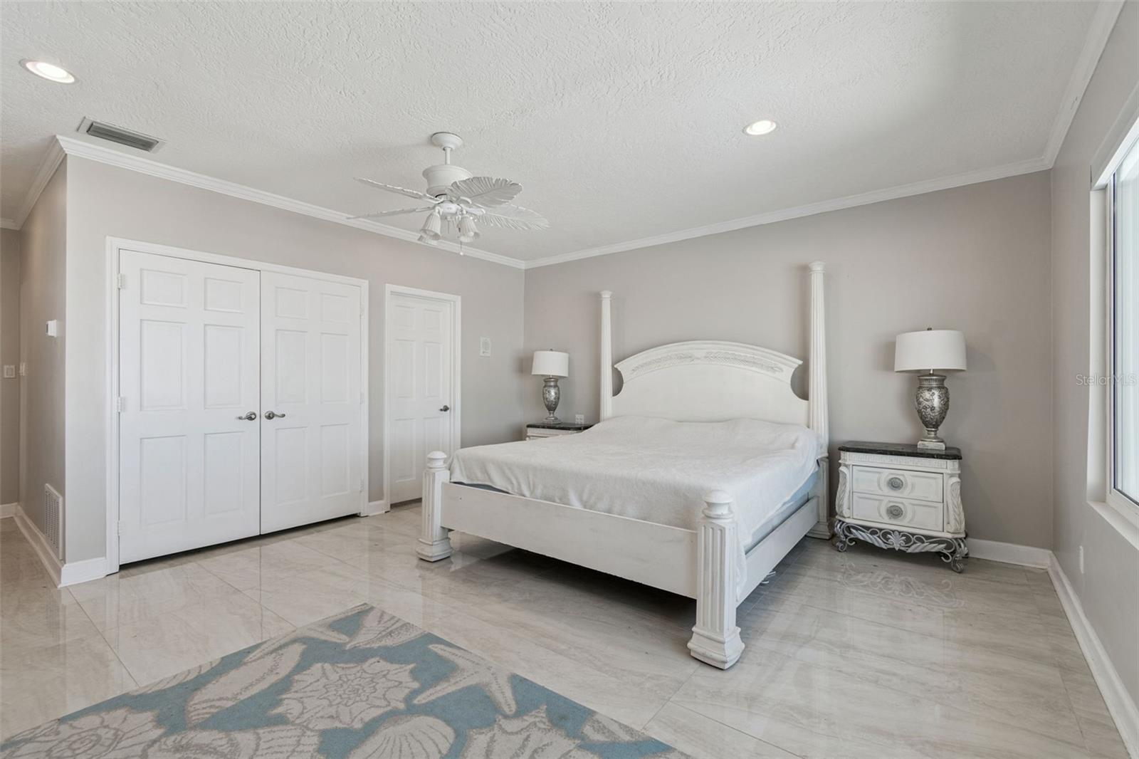 Image 25 of 63 For 1520 Gulf Boulevard