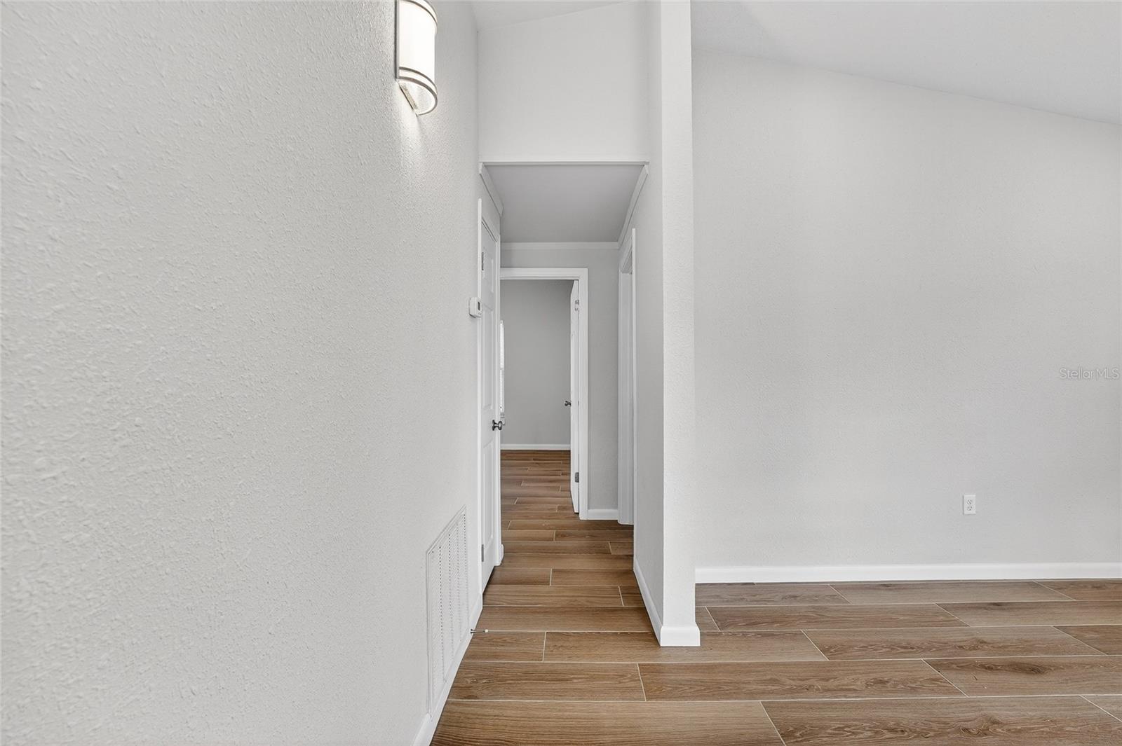 Image 14 of 35 For 2547 Loma Linda Street