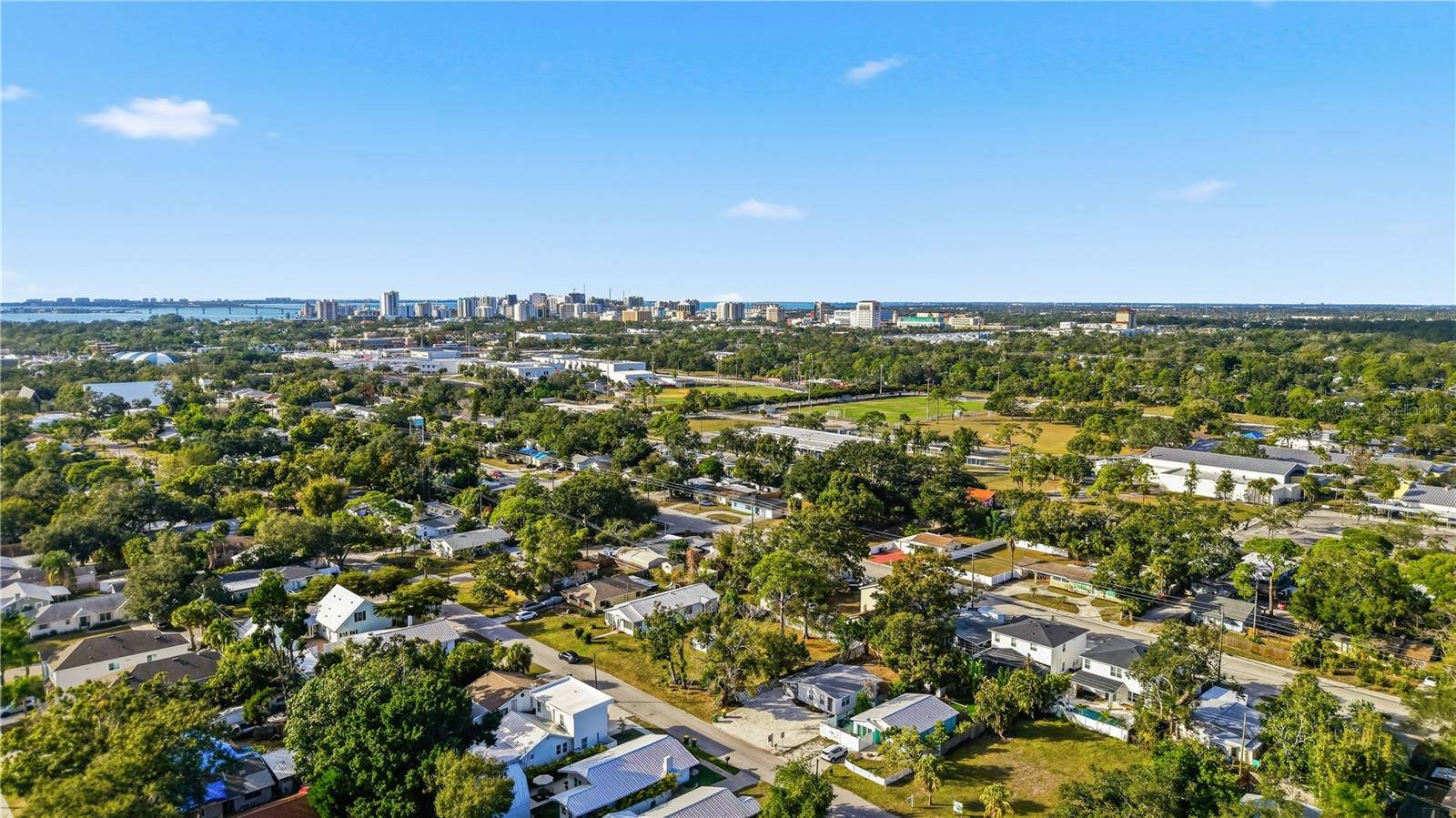 Image 33 of 35 For 2547 Loma Linda Street