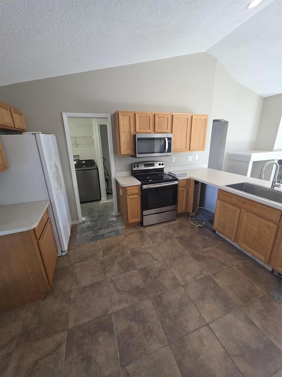 Image 10 of 20 For 12424 Penton Street