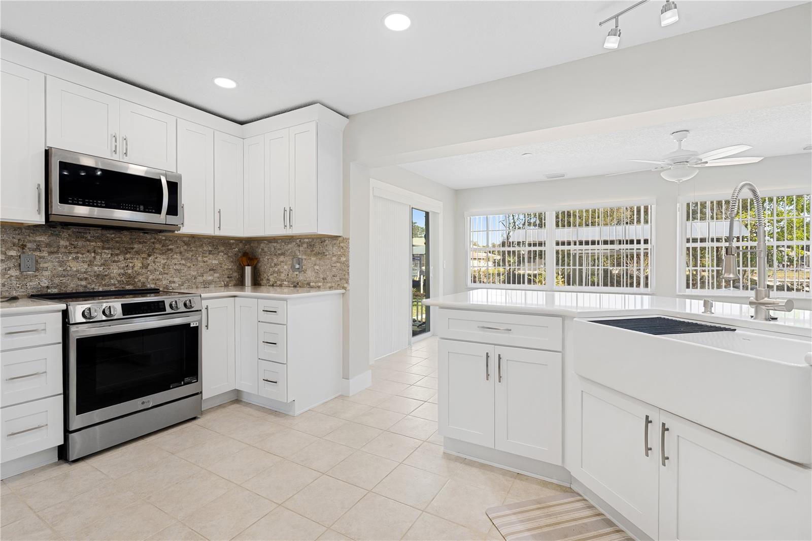 Image 26 of 69 For 3929 Sagomon Point