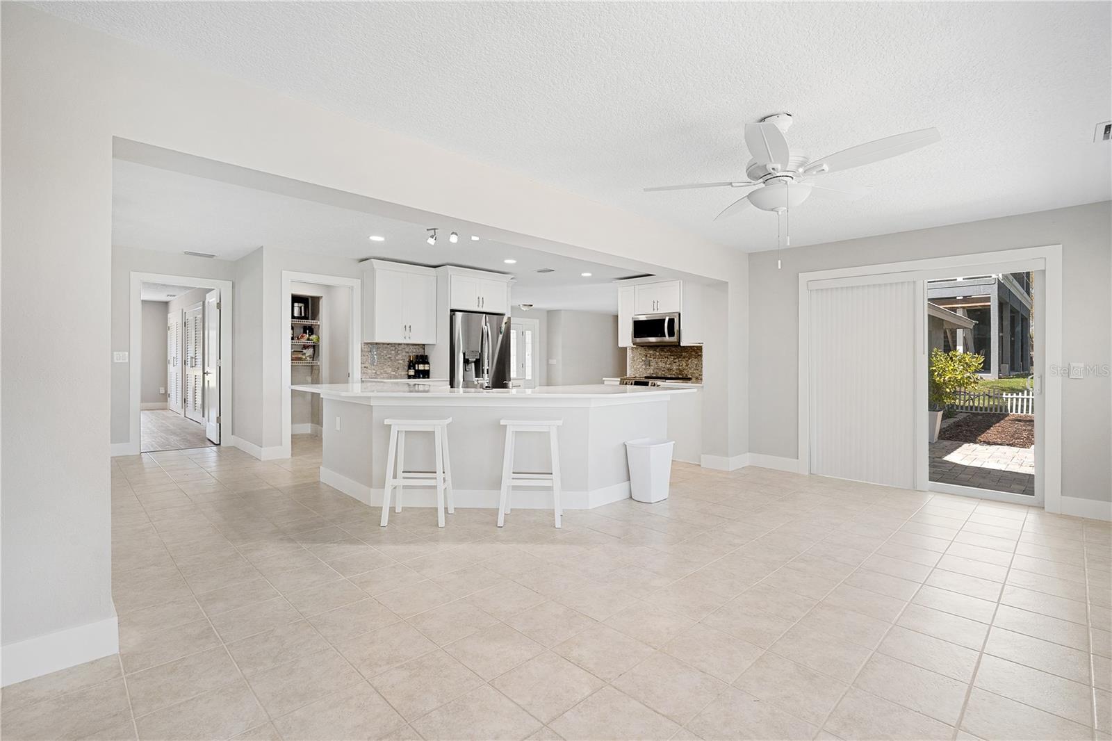 Image 30 of 69 For 3929 Sagomon Point