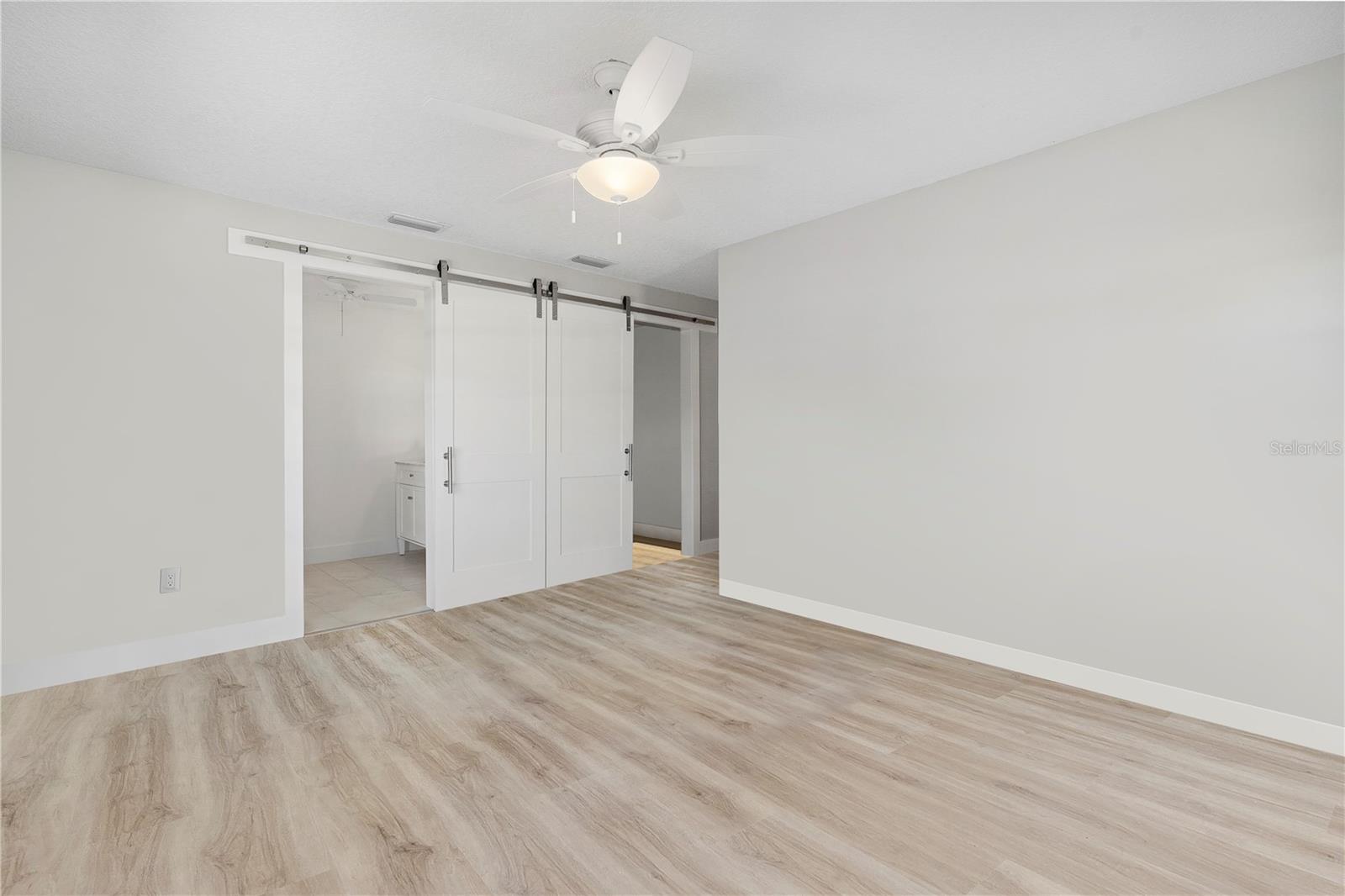 Image 42 of 69 For 3929 Sagomon Point