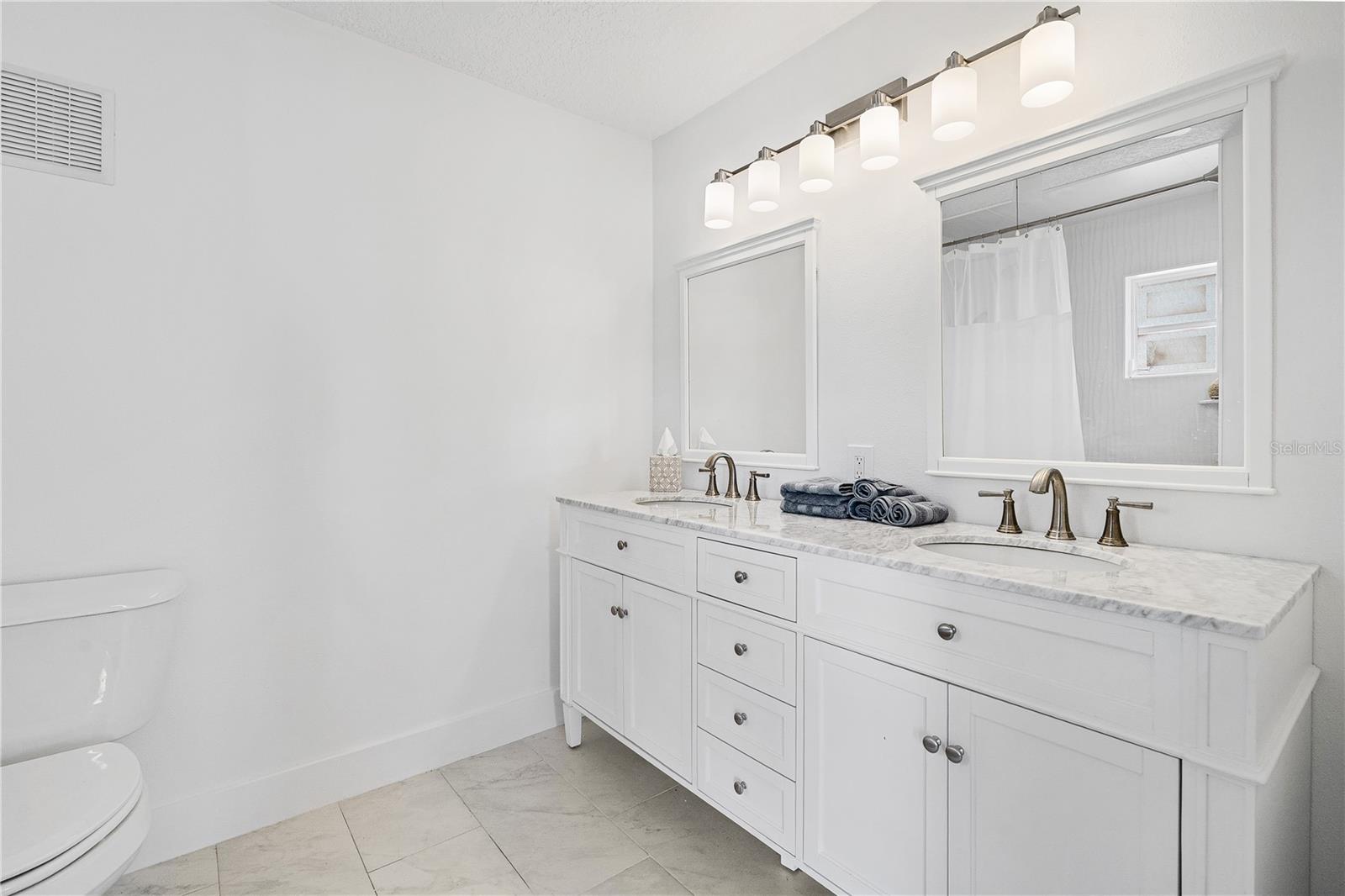 Image 47 of 69 For 3929 Sagomon Point