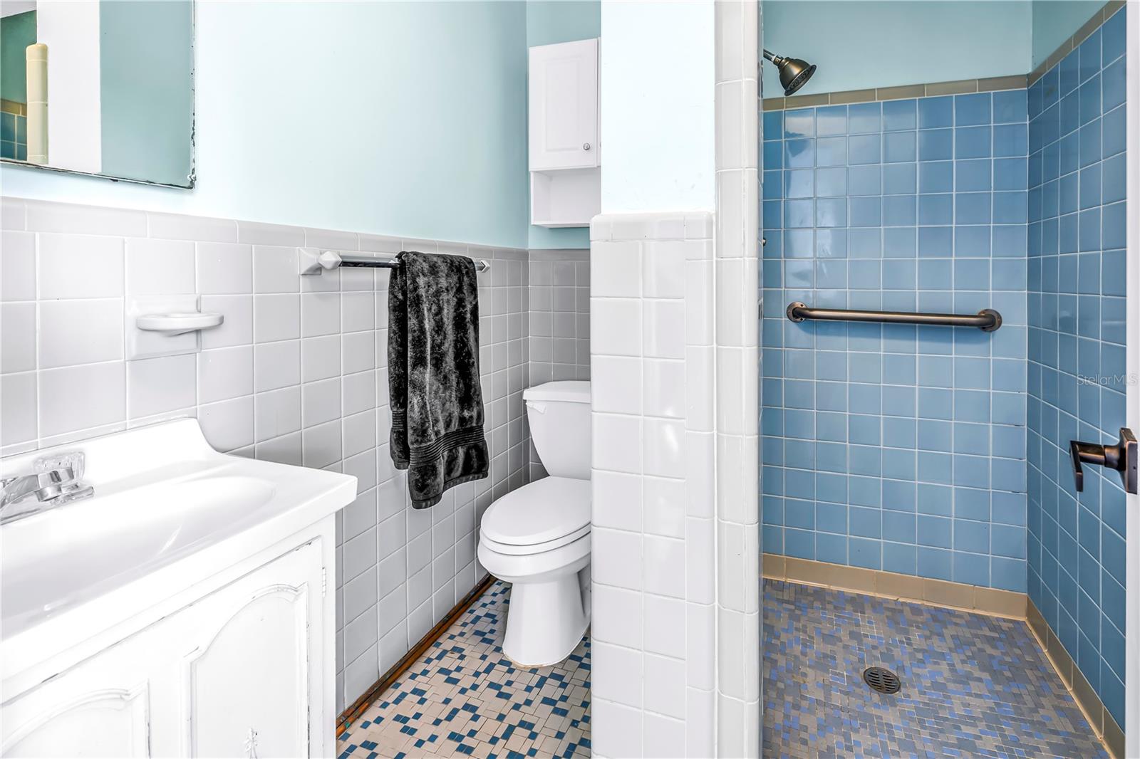 Image 23 of 52 For 1019 Woodcrest Avenue