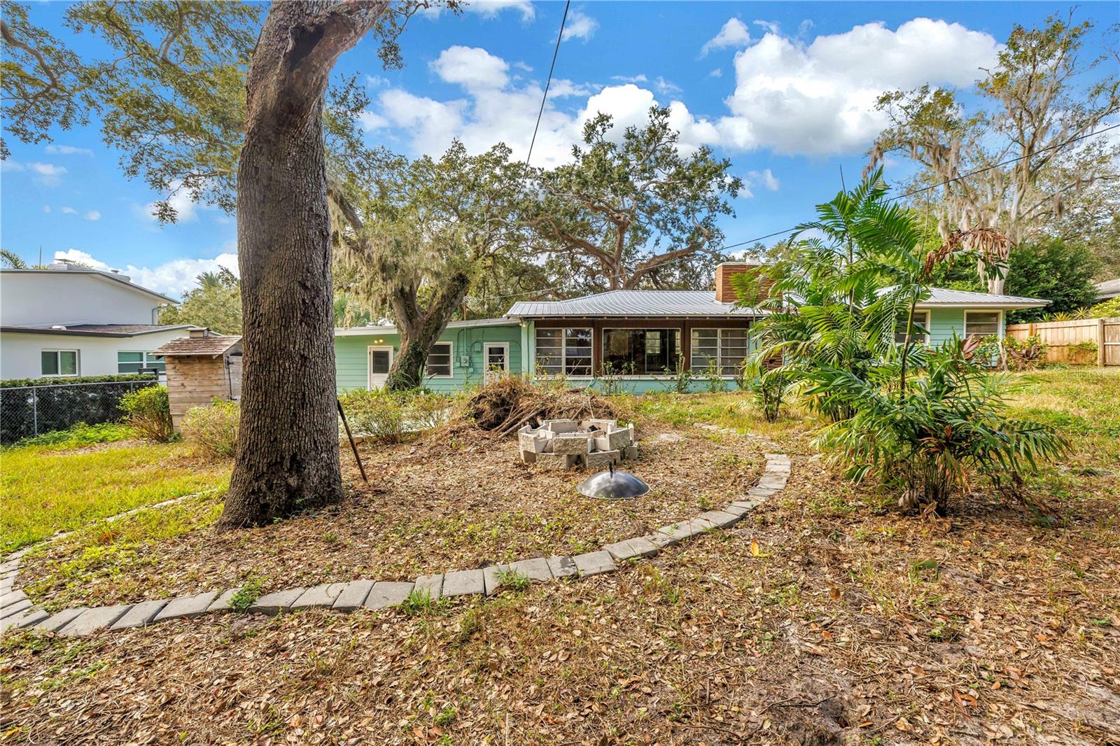 Image 38 of 52 For 1019 Woodcrest Avenue