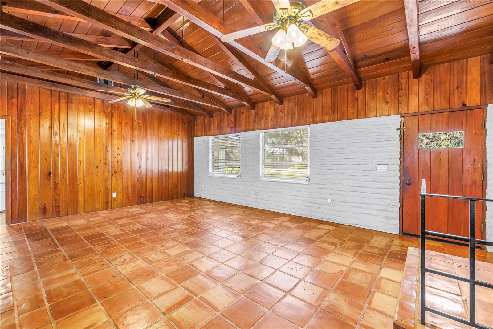 Image 7 of 52 For 1019 Woodcrest Avenue