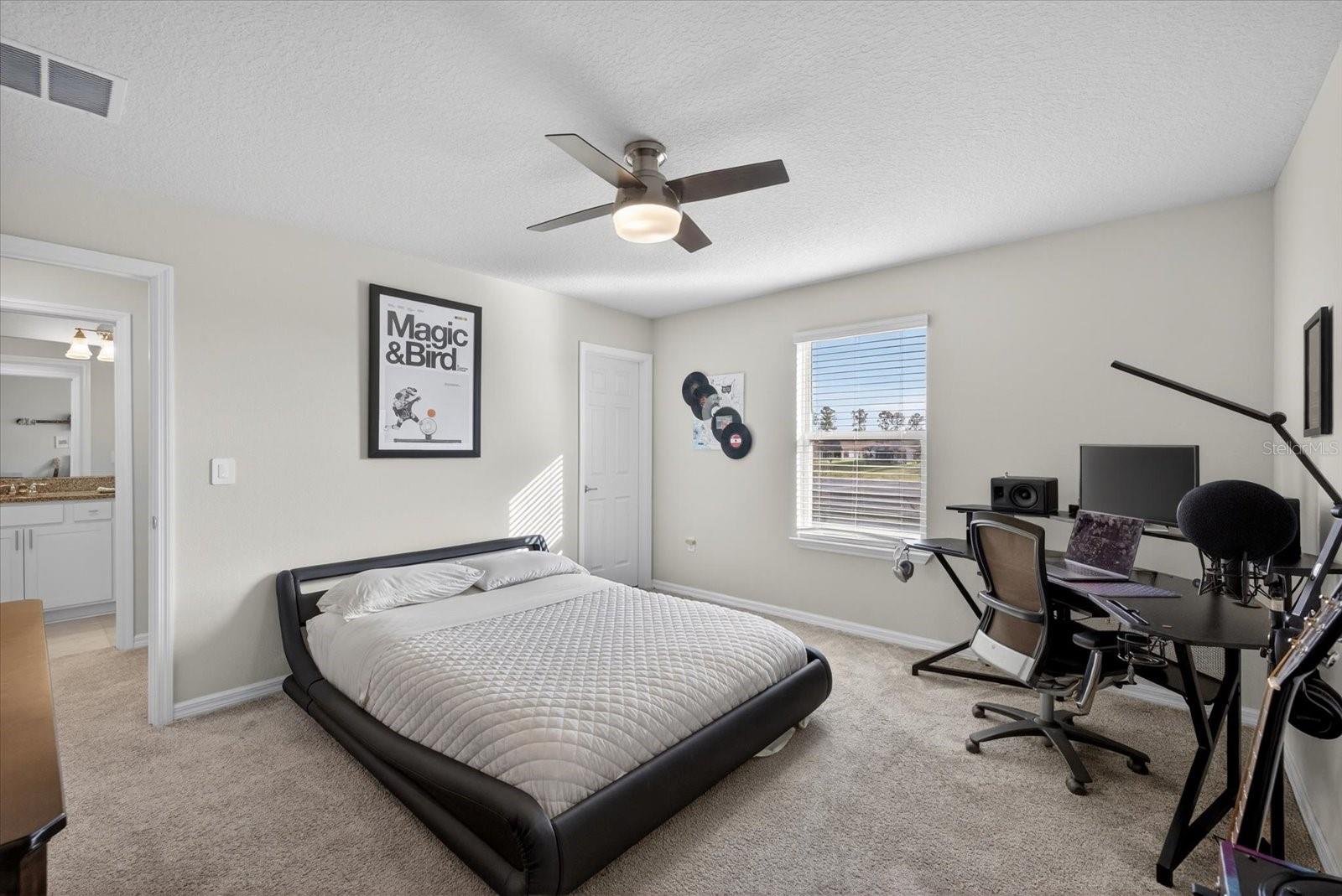 Image 37 of 68 For 12740 Palapa Loop