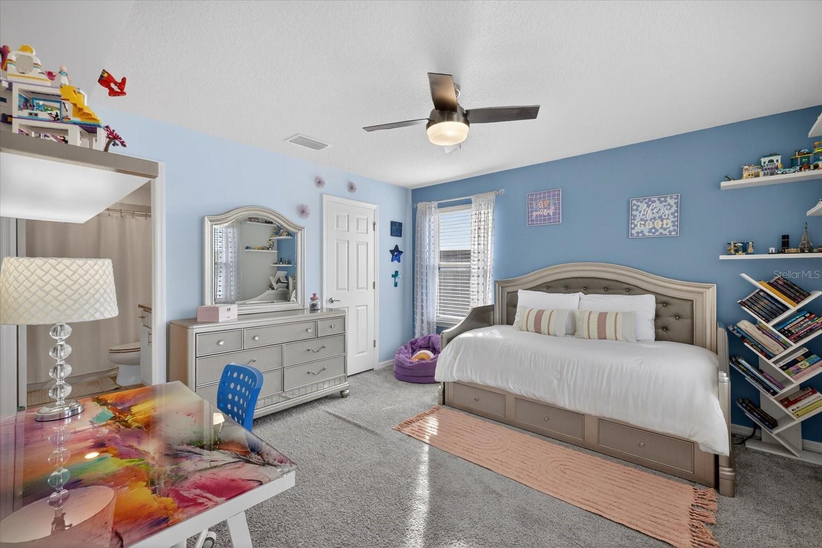 Image 45 of 68 For 12740 Palapa Loop